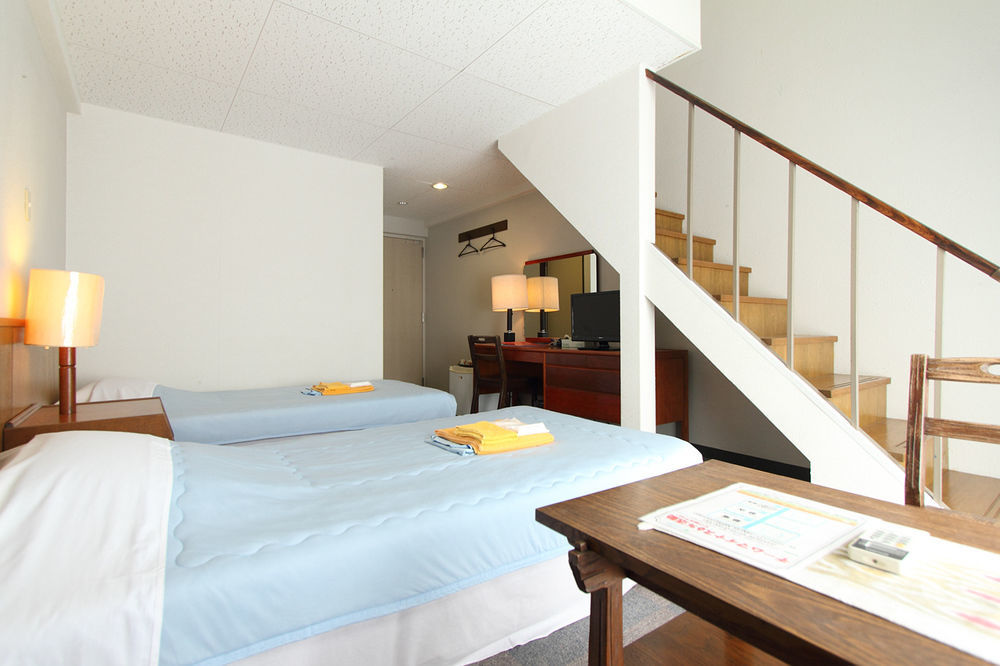 Kerama Beach Hotel Zamami Bagian luar foto
