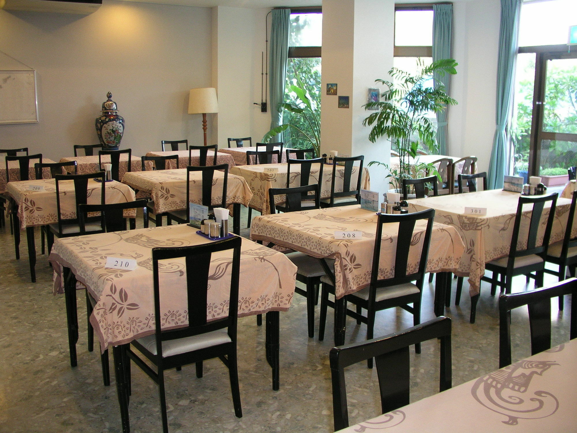 Kerama Beach Hotel Zamami Bagian luar foto